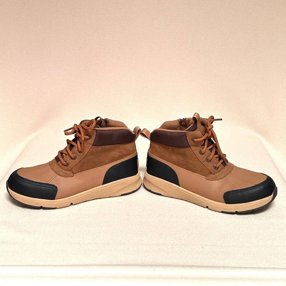 UGG Emmett Duck Boots Big Kids 6 Chestnut Waterproof Thinsulate 1152411K